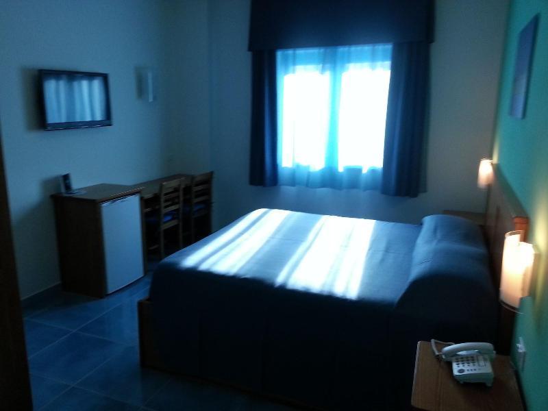 Serpa Hotel Anzio Kültér fotó