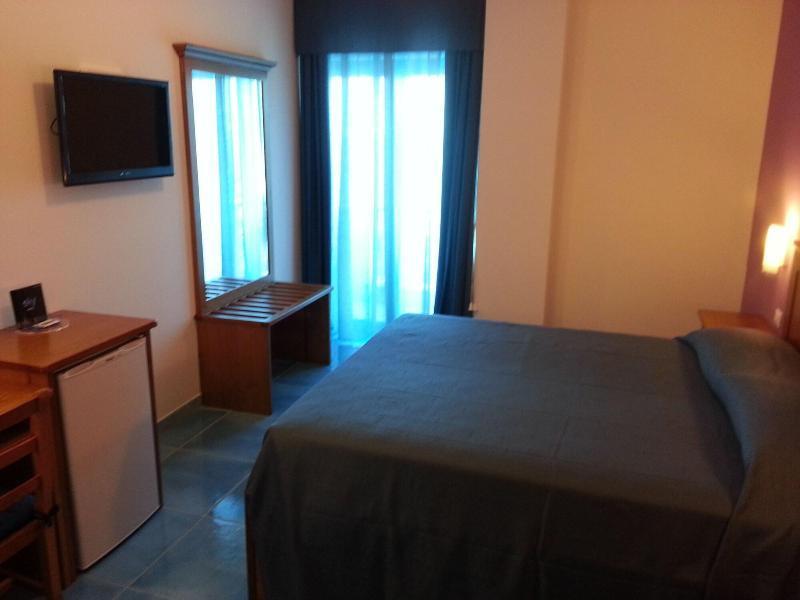 Serpa Hotel Anzio Kültér fotó