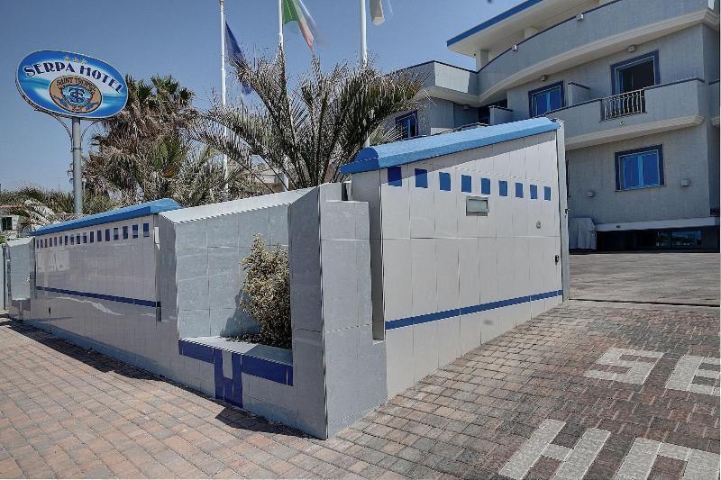 Serpa Hotel Anzio Kültér fotó