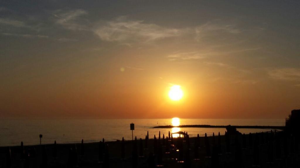 Serpa Hotel Anzio Kültér fotó