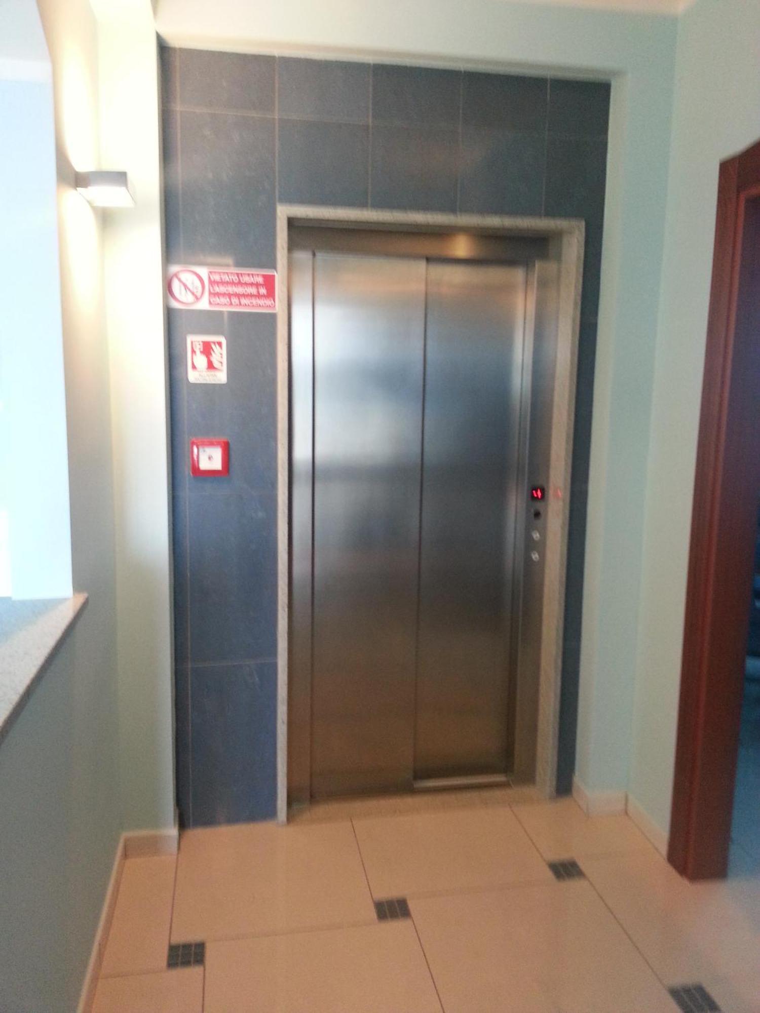 Serpa Hotel Anzio Kültér fotó