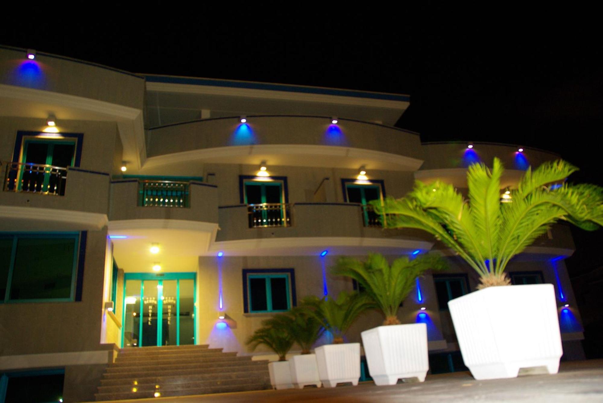 Serpa Hotel Anzio Kültér fotó