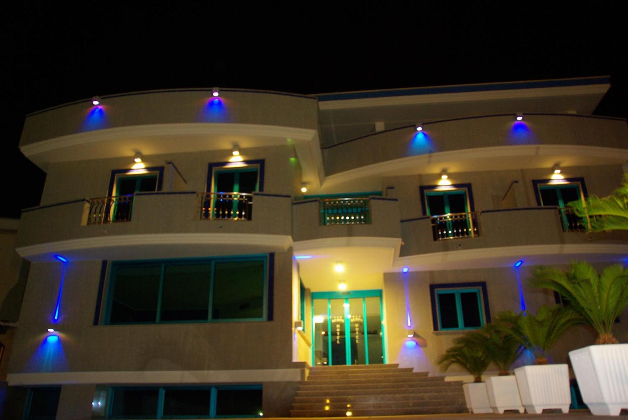 Serpa Hotel Anzio Kültér fotó