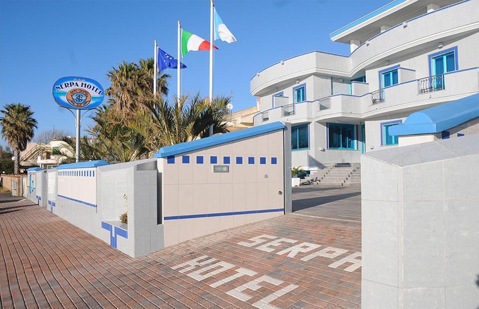 Serpa Hotel Anzio Kültér fotó