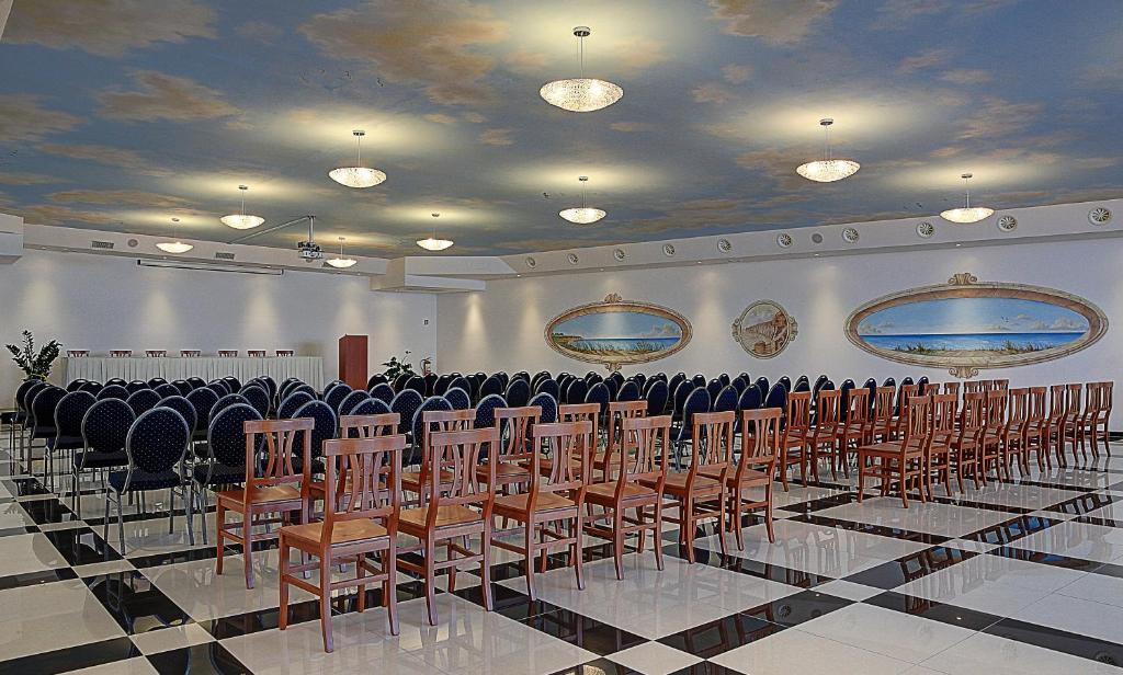 Serpa Hotel Anzio Kültér fotó