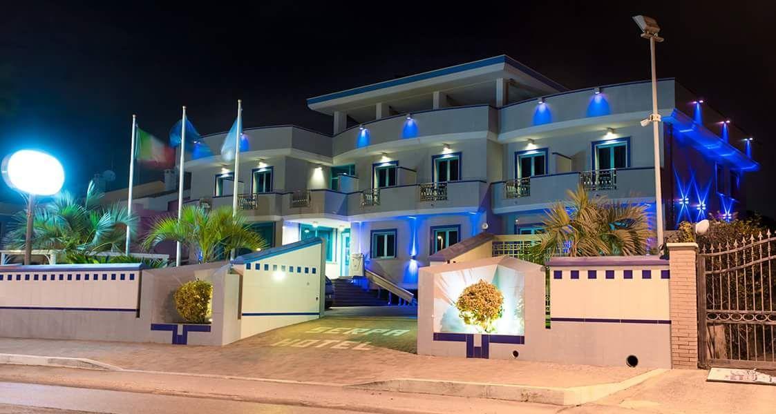 Serpa Hotel Anzio Kültér fotó