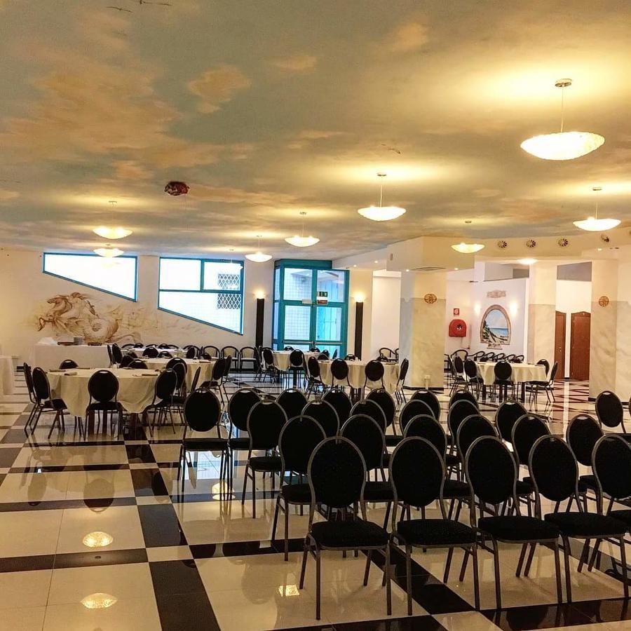Serpa Hotel Anzio Kültér fotó